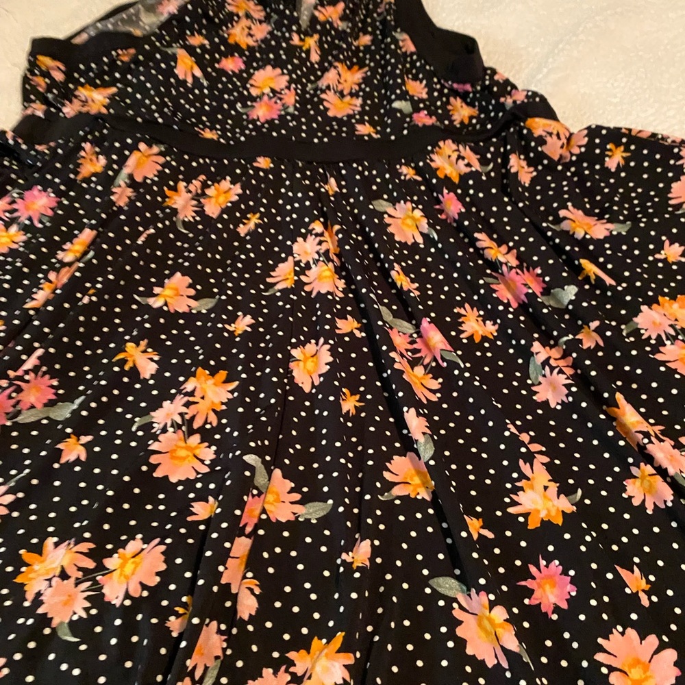 Torrid Black Floral Dress 2x - Picture 6 of 6